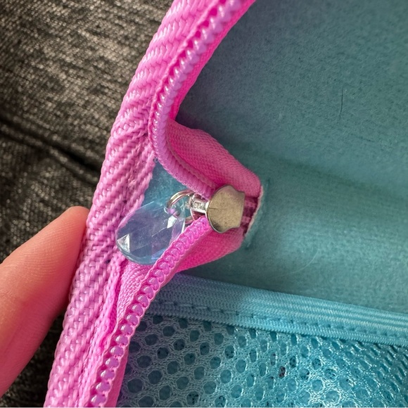 Disney Frozen Nintendo 3DS XL Case - Picture 4 of 5